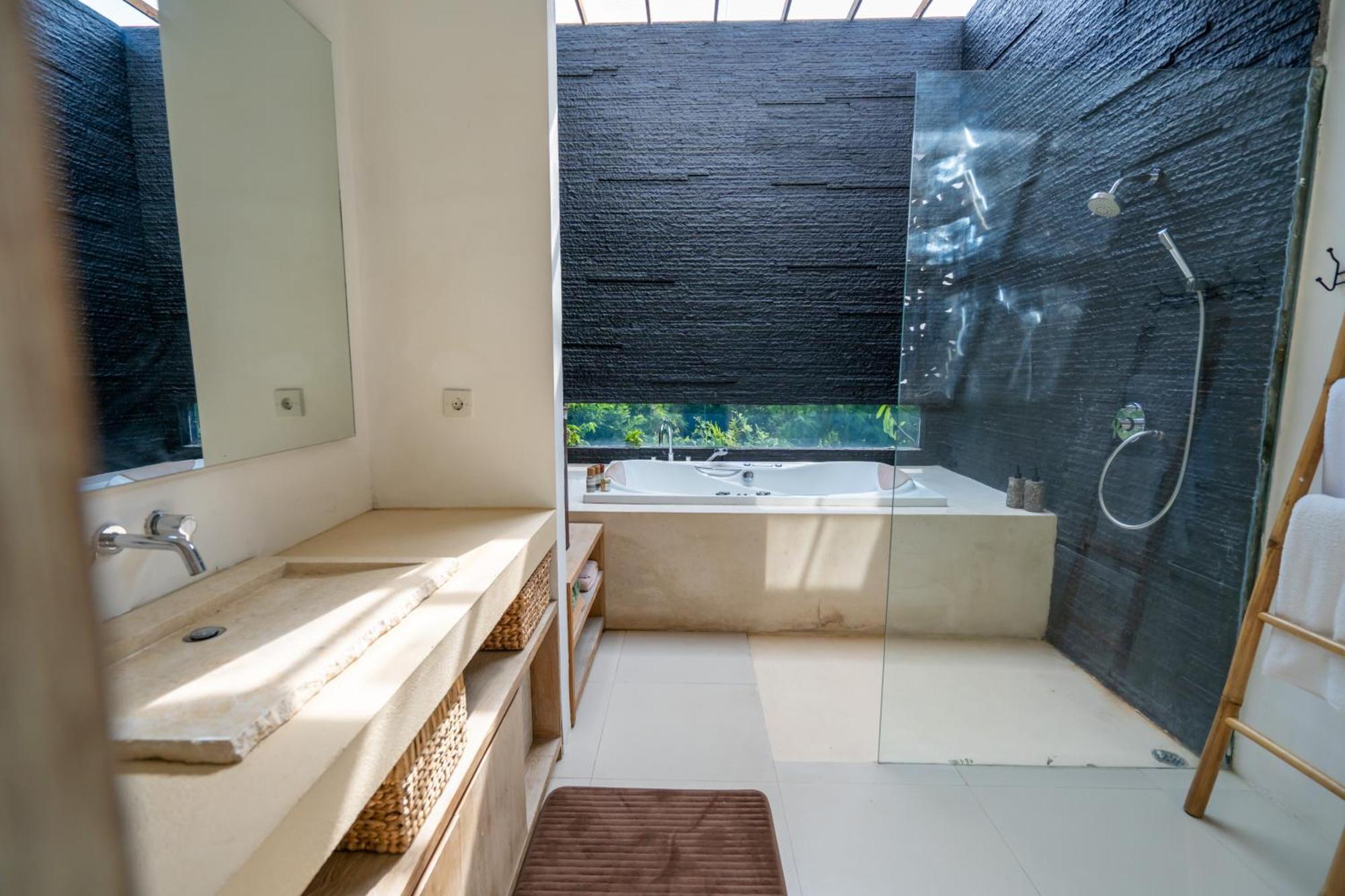 Skyfall Luxury Beach Villa Νούσα Ντούα Εξωτερικό φωτογραφία